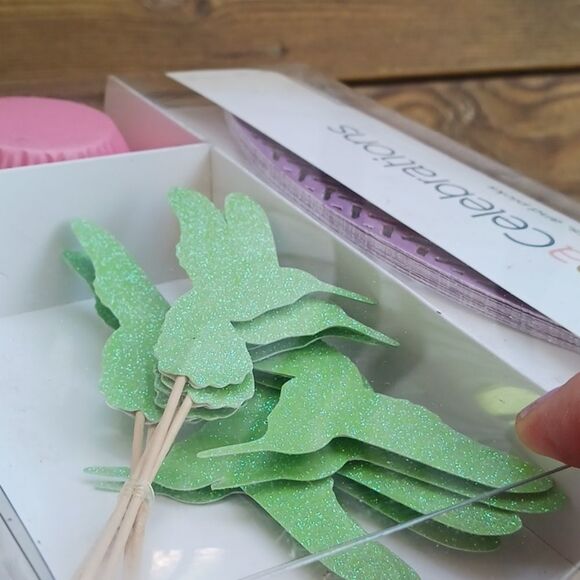 Martha Stewart Celebrations cupcake decoration sets NWT - Picture 9 of 12